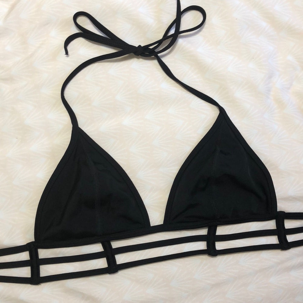 Black bikini top